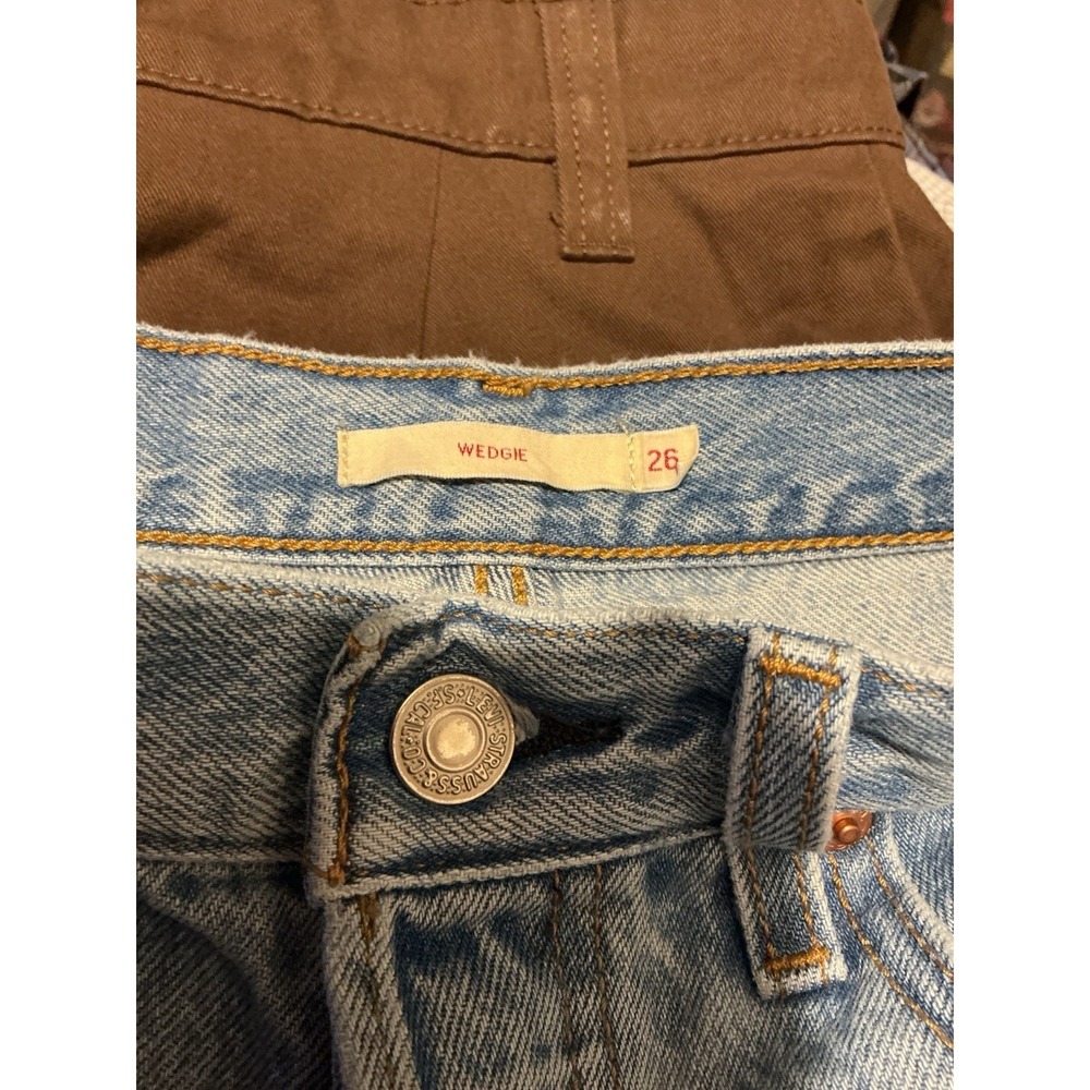 Levi's Premium Denim Wedgie Button Fly Jeans 26 Shredded Grunge Stone Wash BIG E - Picture 5 of 7